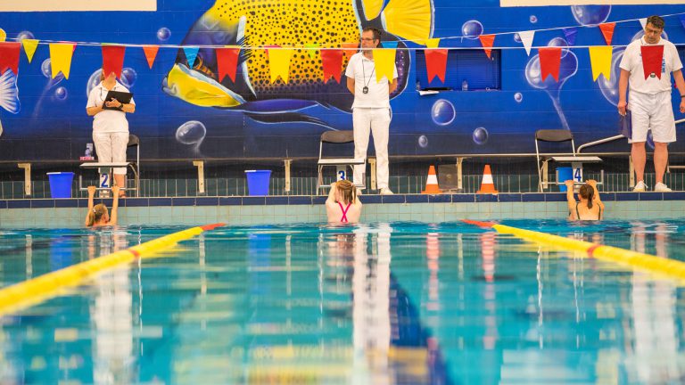 Midden Groningen winnaar in…